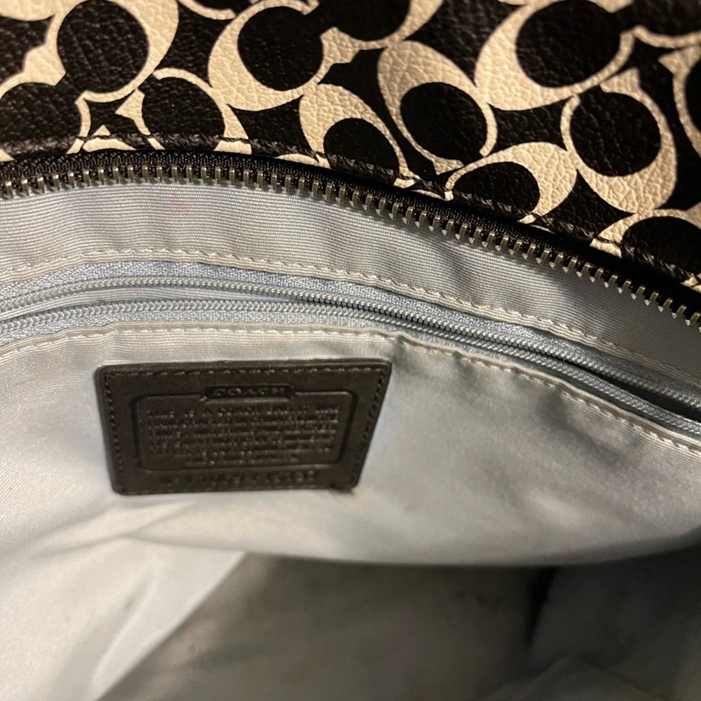 Coach | Chelsea Signature Hertiage Tote Bag - Picture 4 of 6